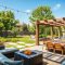 Outdoor living space trends